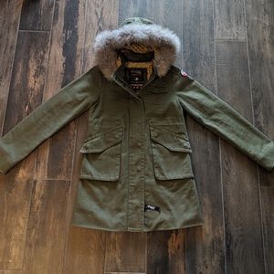 Pajar Canada parka with detachable Hood